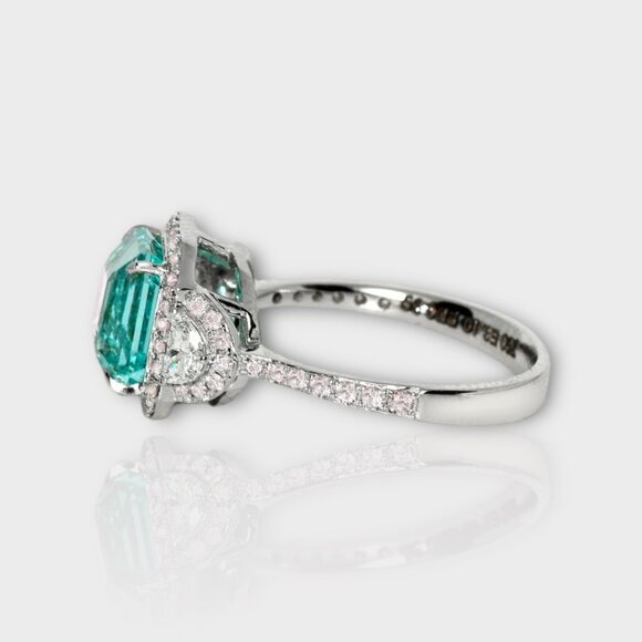 Emerald Ring - Picture 6 of 7